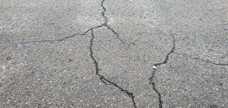 Asphalt Cracks Repair detail
